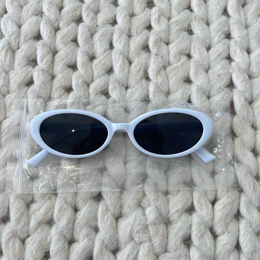 Retro White Oval Sunglasses Brand New